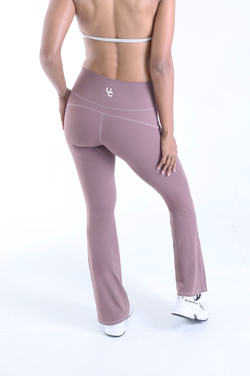 UC025 Align Flare Leggings - Plum