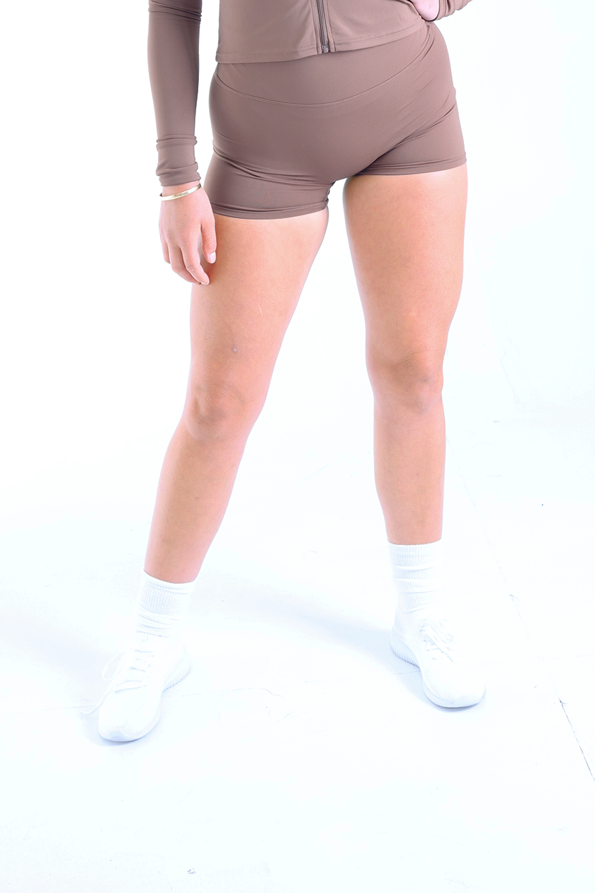 UC025 Align Shorts - Mocha