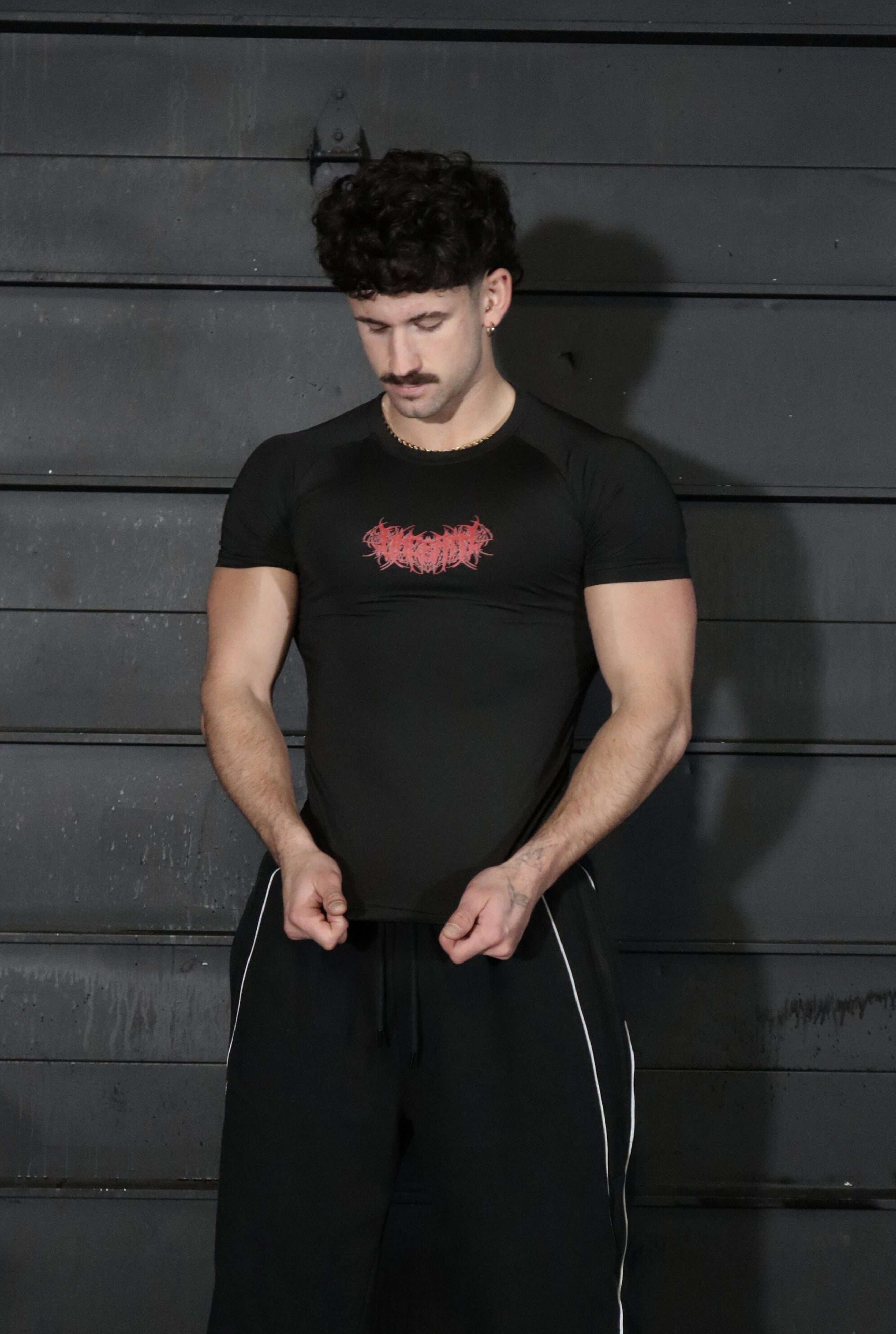 UC045 Venom Compression Tee - Black/Red