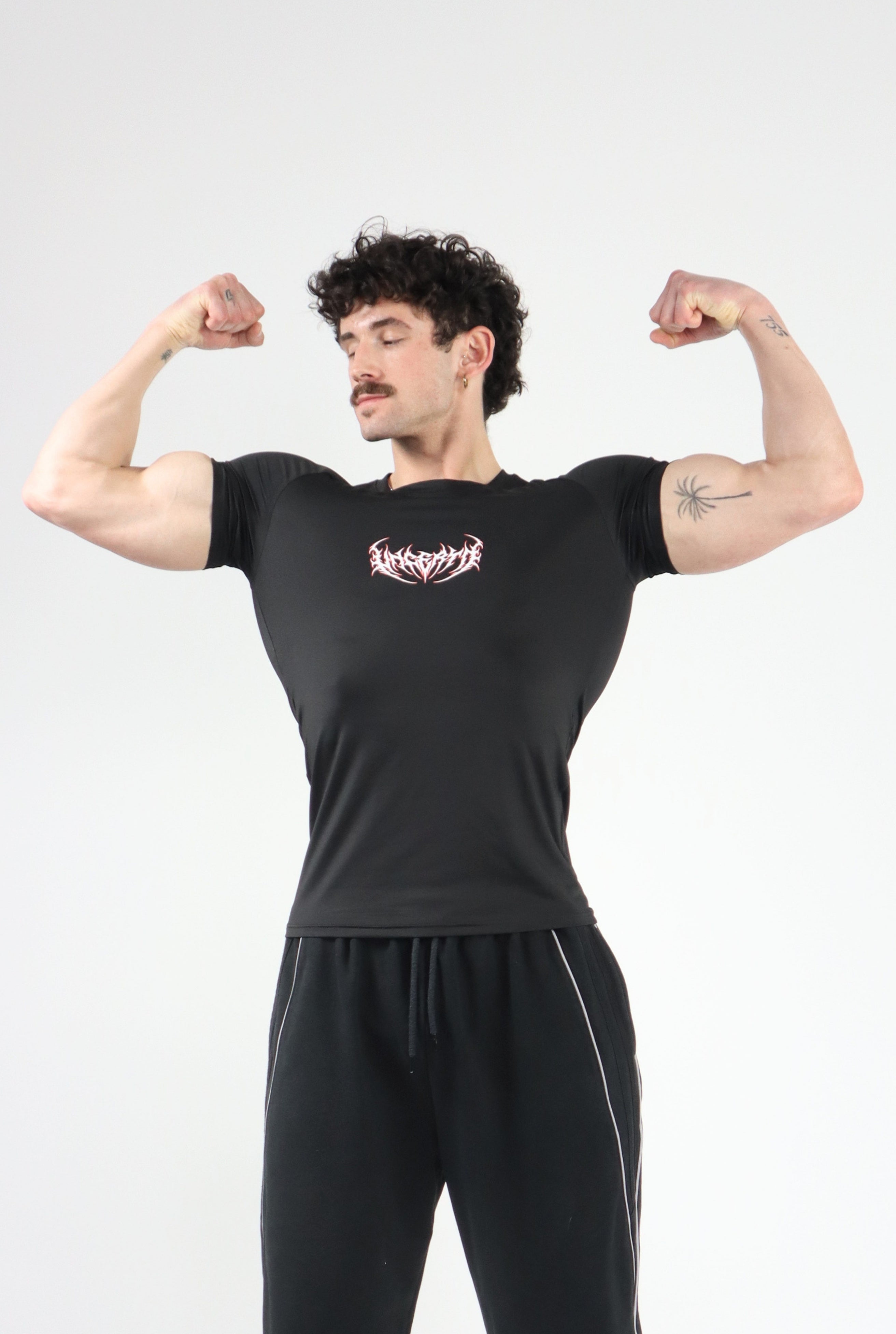 UC046 Void Compression Tee - Black/Red