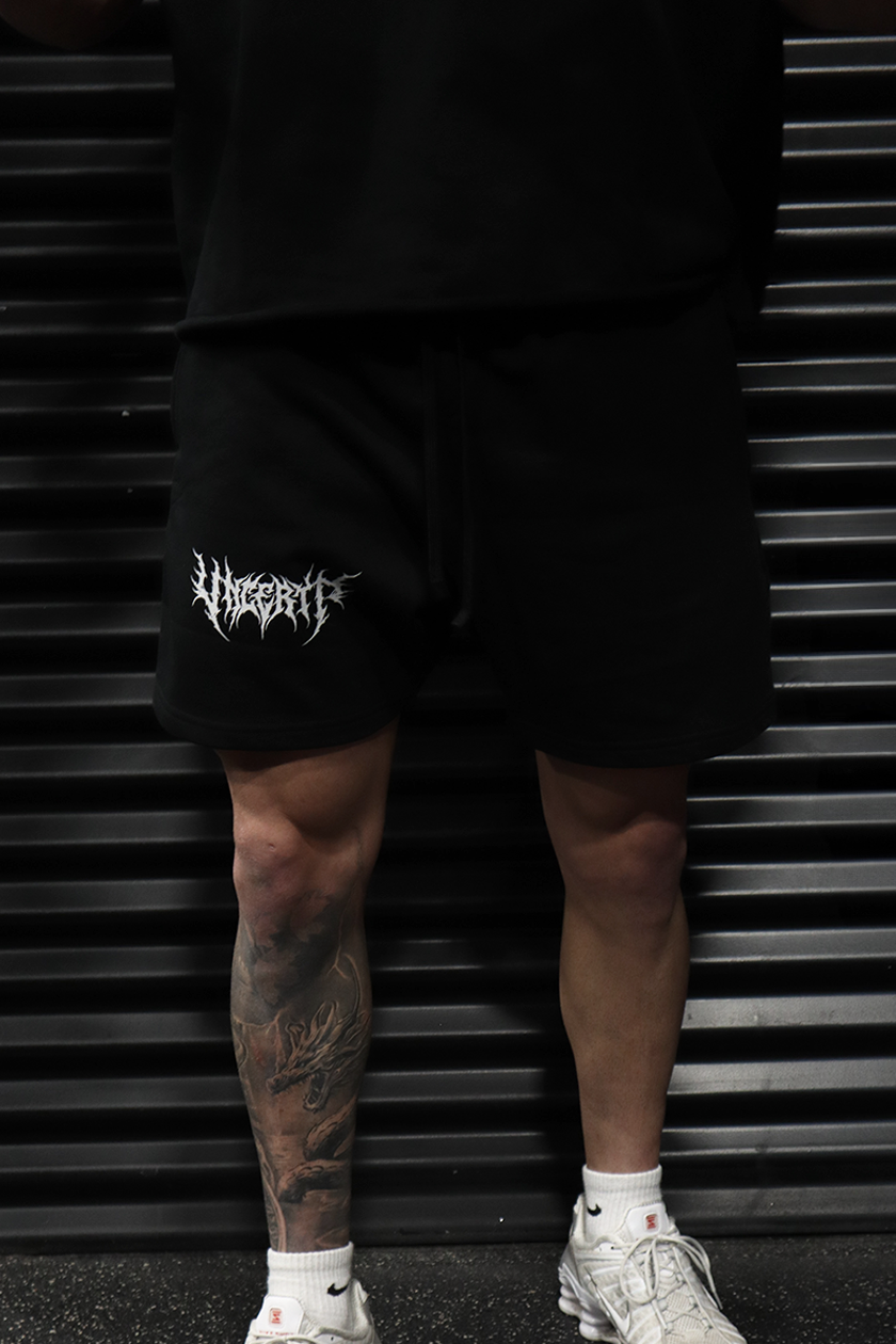 UC024 Conquer Shorts - Black