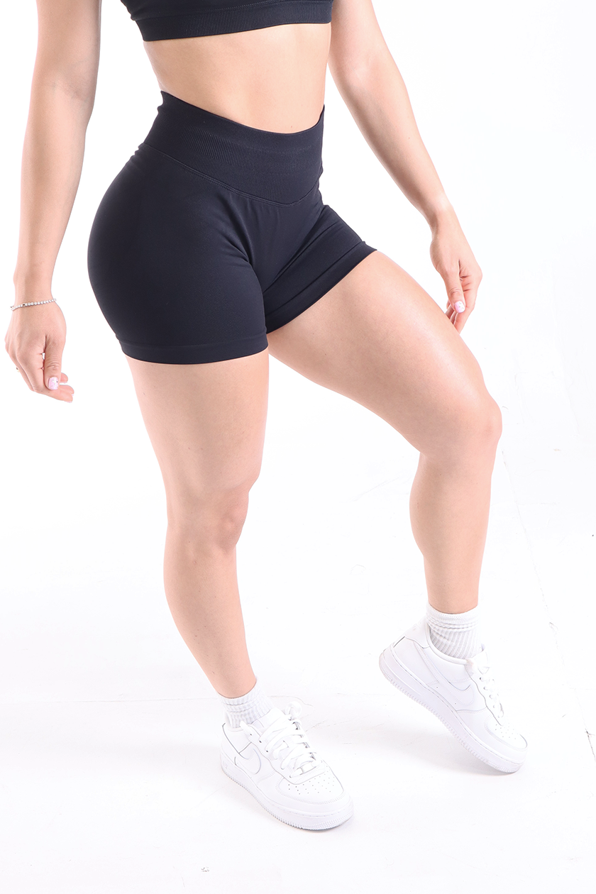 UC018 Elevate Shorts - Black