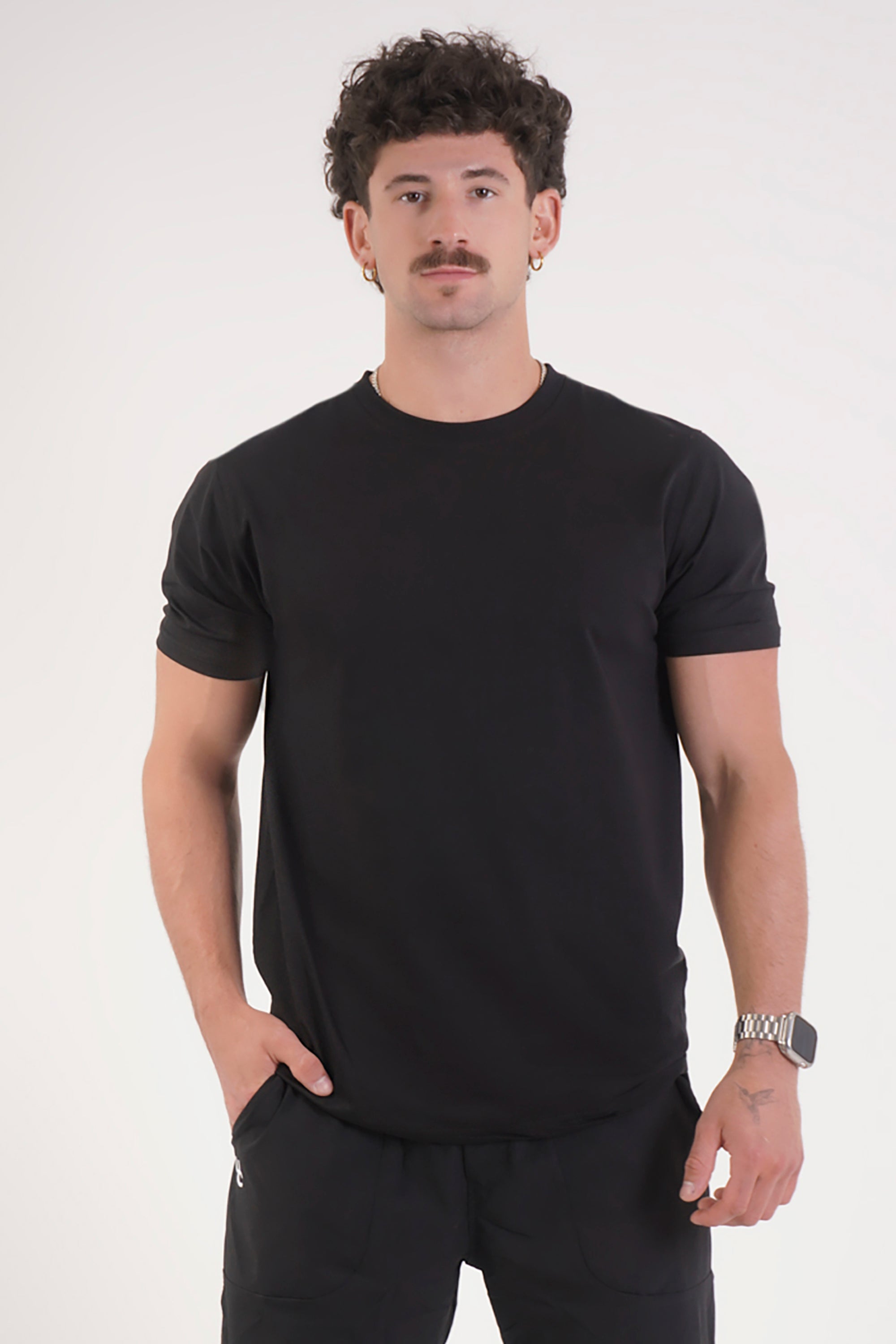 UC025 Summit Everyday Tee - Black