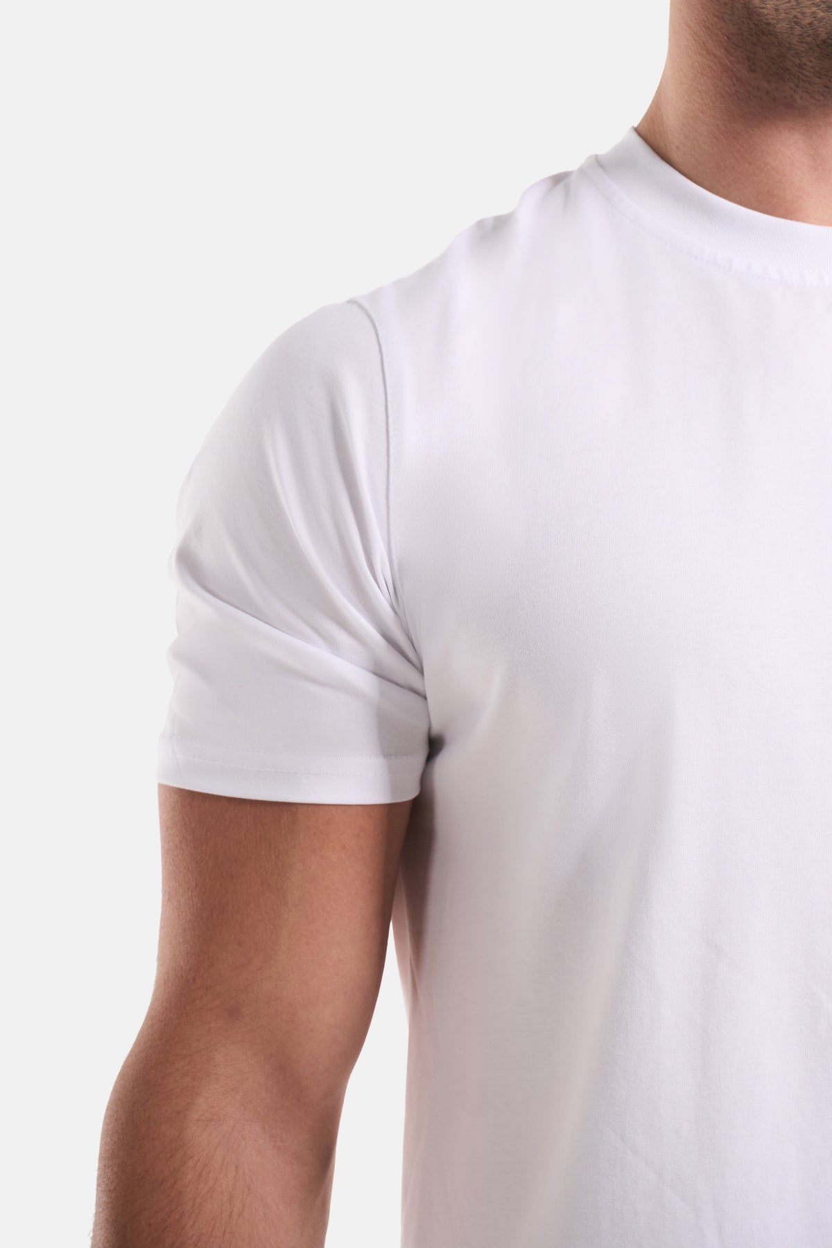 UC025 Summit Everyday Tee - White