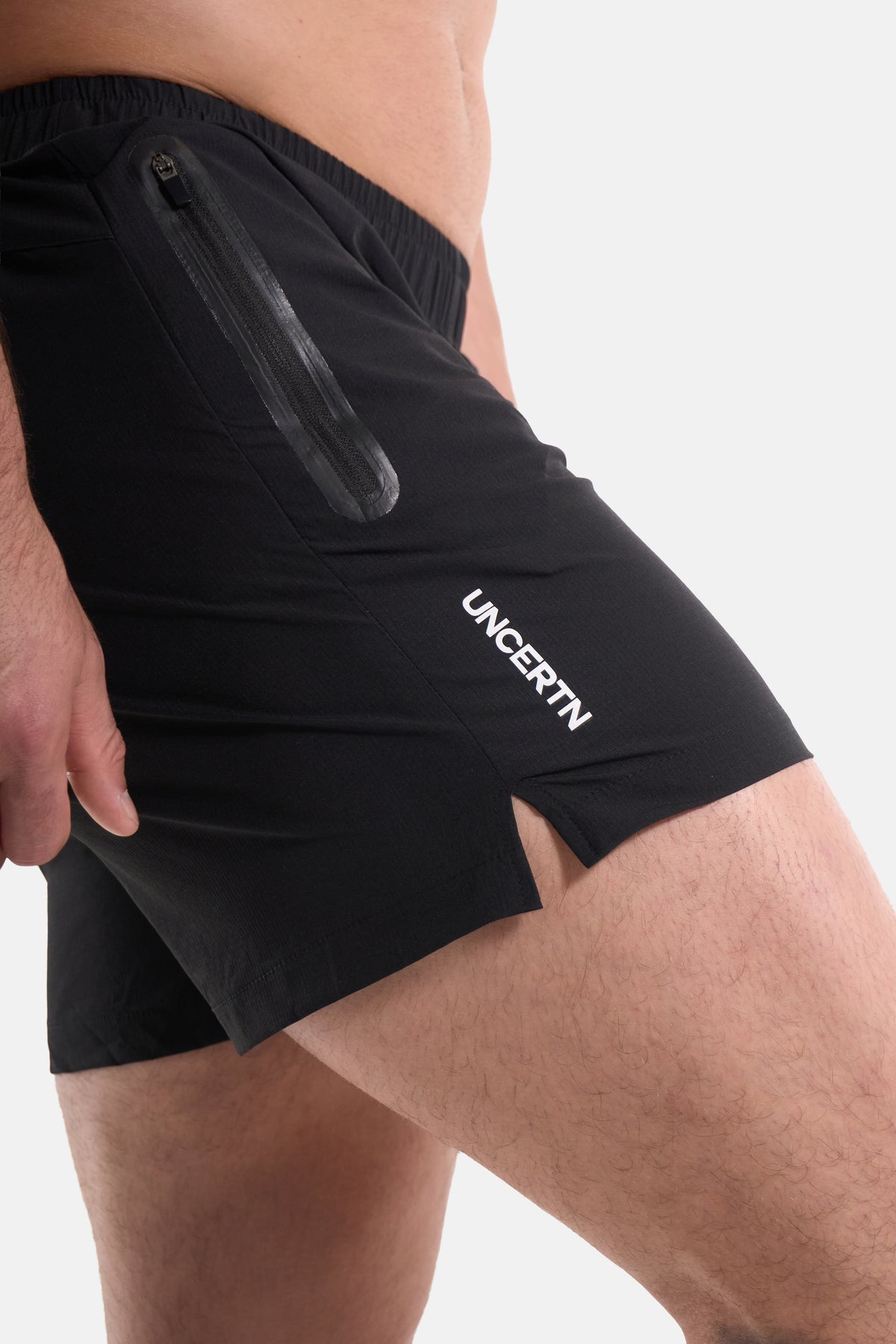 UC032 Summit Everyday Shorts 5" Inseam - Black